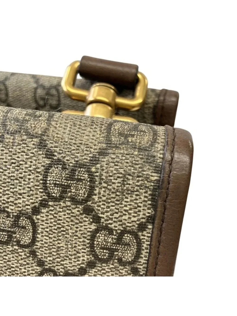 Gucci Messenger Bag GG Supreme